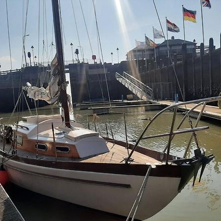 Cosy Sailingboat In Vlissingen Hotel Buitenkant foto